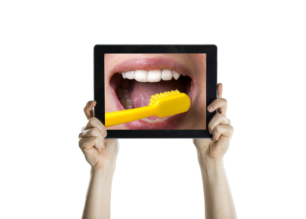 Can You Whiten Your Teeth While Wearing Braces